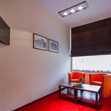 Boutique Hotel's Ii Rewolucji Apartahotel 3*