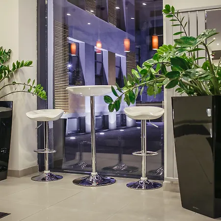 Boutique Hotel's Ii Rewolucji Апарт-отель