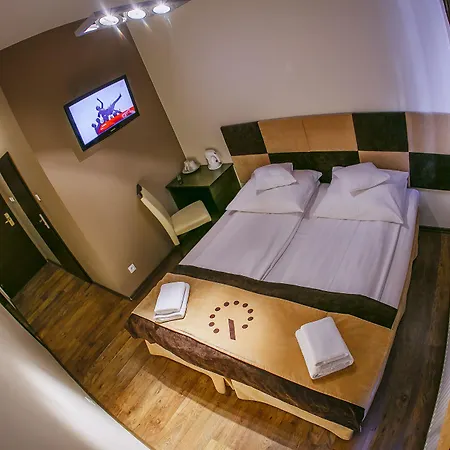 Апарт-отель Boutique Hotel's Ii Rewolucji Лодзь
