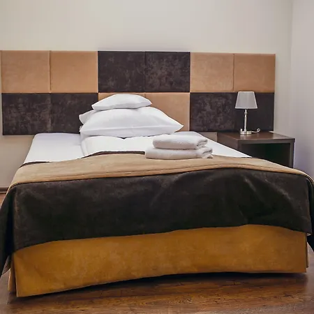 아파트호텔 Boutique Hotel's Ii Rewolucji 우치