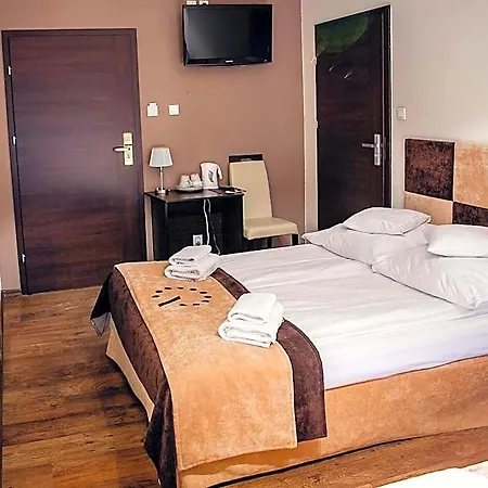Boutique Hotel's Ii Rewolucji Apartahotel 3*