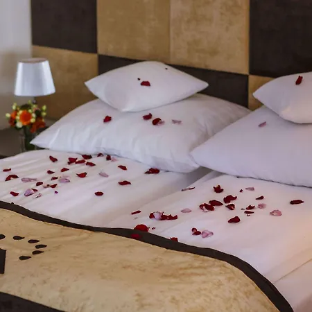 Boutique Hotel's Ii Rewolucji Лодзь