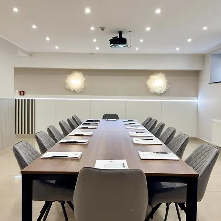 Boutique Hotel's Ii Rewolucji Апарт-отель 3*