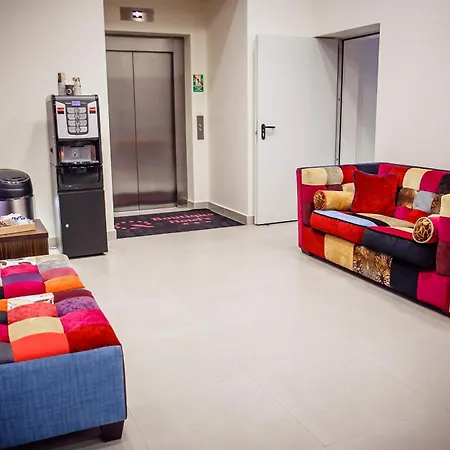 Boutique Hotel's Ii Rewolucji 아파트호텔 3*