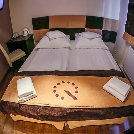 아파트호텔 Boutique Hotel's Ii Rewolucji 3*