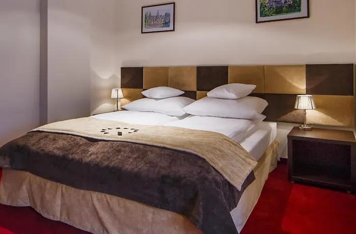 Boutique Hotel's Ii Rewolucji