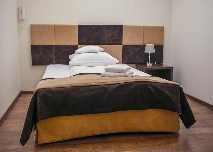 Lägenhetshotell Boutique Hotel's Ii Rewolucji Łódź