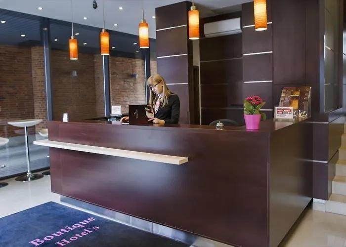 Lägenhetshotell Boutique Hotel's Ii Rewolucji