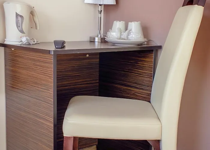 Lägenhetshotell Boutique Hotel's Ii Rewolucji Łódź